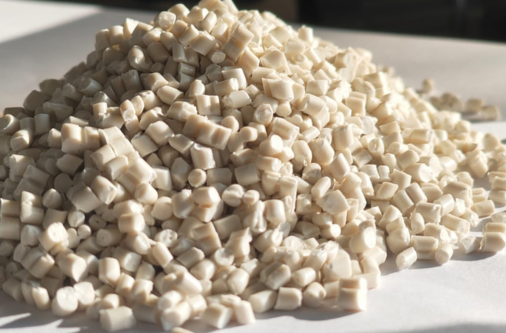 HDPE and PP recycled plastic granules in UAE Plastic granules supplier in UAE DAK Plastics recycled materials