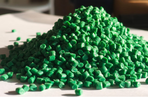 HDPE and PP recycled plastic granules in UAE Plastic granules supplier in UAE DAK Plastics recycled materials